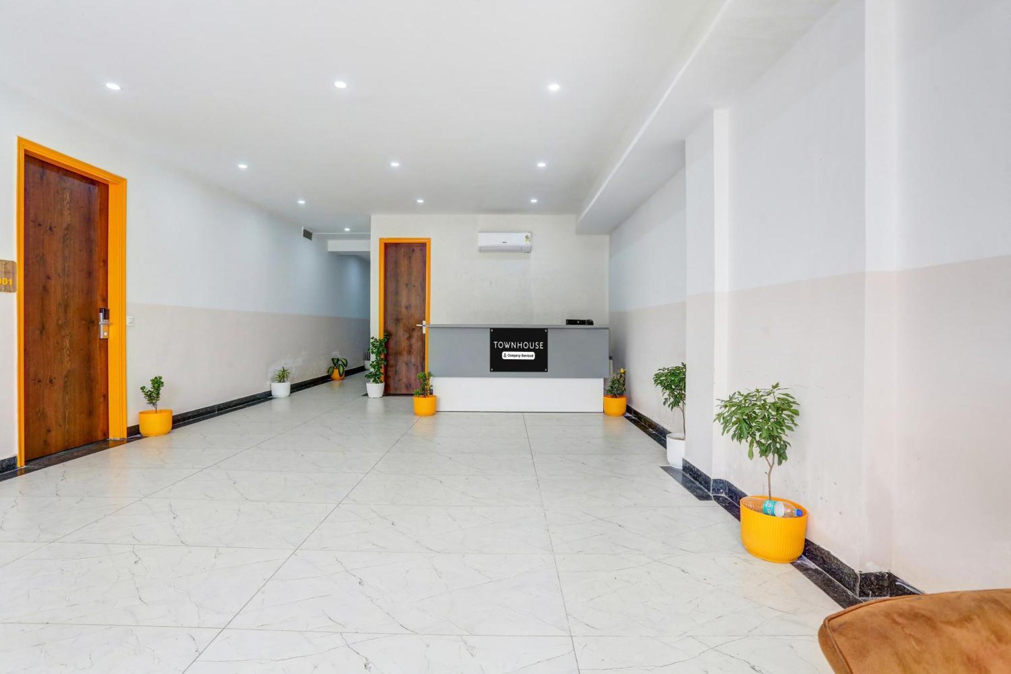 מלון Super Townhouse Sector 69 גורגאון מראה חיצוני תמונה