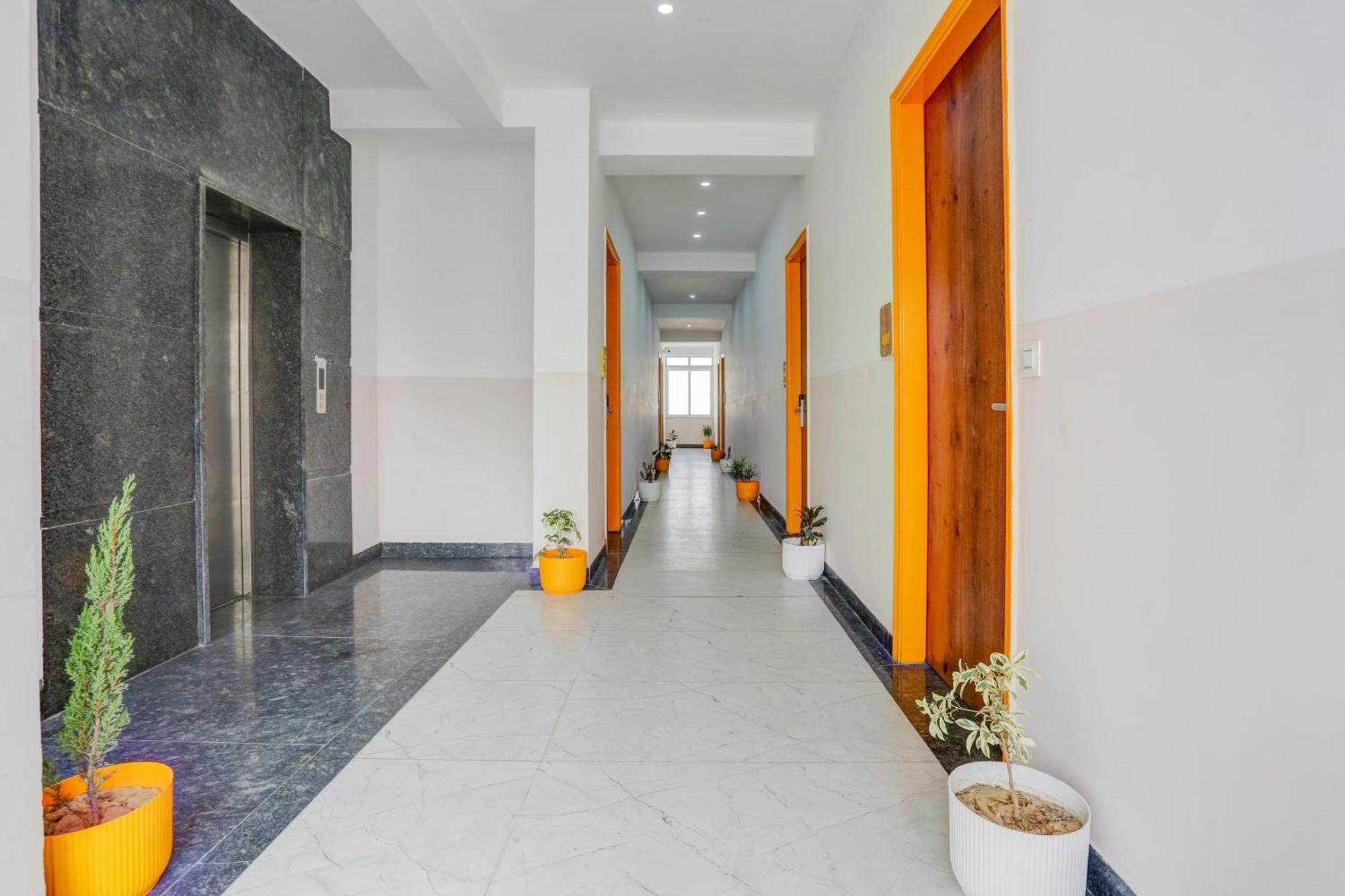 מלון Super Townhouse Sector 69 גורגאון מראה חיצוני תמונה
