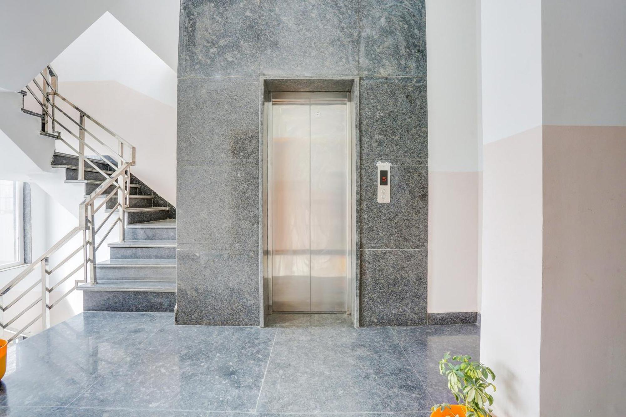 מלון Super Townhouse Sector 69 גורגאון מראה חיצוני תמונה